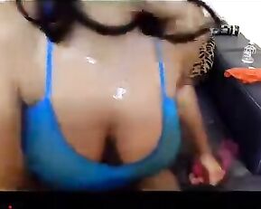 Hot ass black latina play with ohmibod webcam show