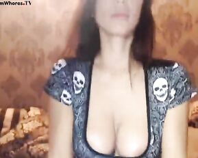 Flamyywoman beauty milf brunette with cool big tits free webcam show