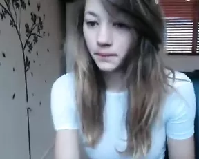 MissAlice_18 slim busty sexy teen fuck pussy glass dildo webcam show