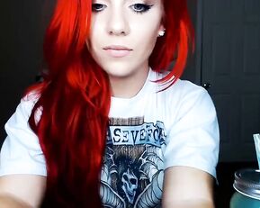 Helloharley red hair beauty girl webcam show