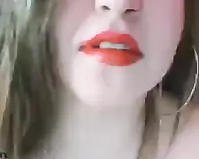 Bald vagina needs to be touched