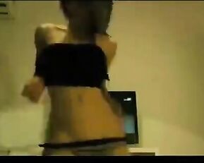Beauty slim teen dancing erotic webcam show