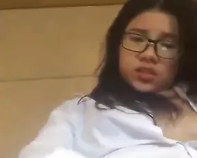 Asian brunette in glasses fingering hairy pussy webcam show