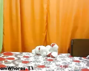 Heidy10 latina brunette in bed hot fingering wet pussy webcam show