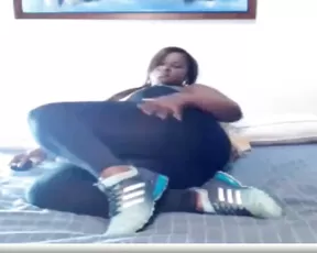 Grlseldax fat black milf teasing in bed webcam show