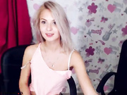 A tattooed hottie gets her ass filed up