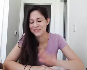 Blonde does some sexy moves