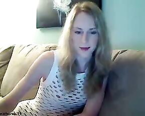 Seanna sweet blonde masturbate little pussy webcam show