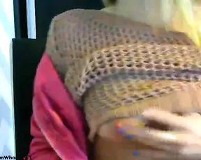Kusicielka teen show small nude tits webcam show