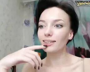 Jellaser slim hot tattoo brunette finger clit webcam show
