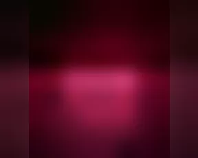 Teen masturbate her big pussy use pink toy webcam show