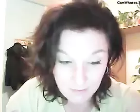 Blonde penetrates her cunt with a toy