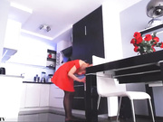 Chick in stockings gets fucked in the woods