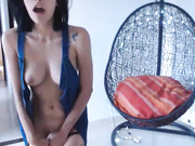 Blonde takes off her bra