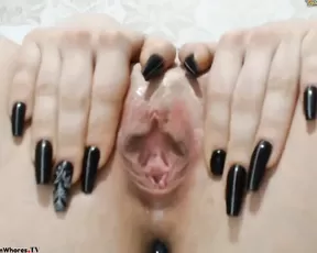 Blonde with a large ass masturbates